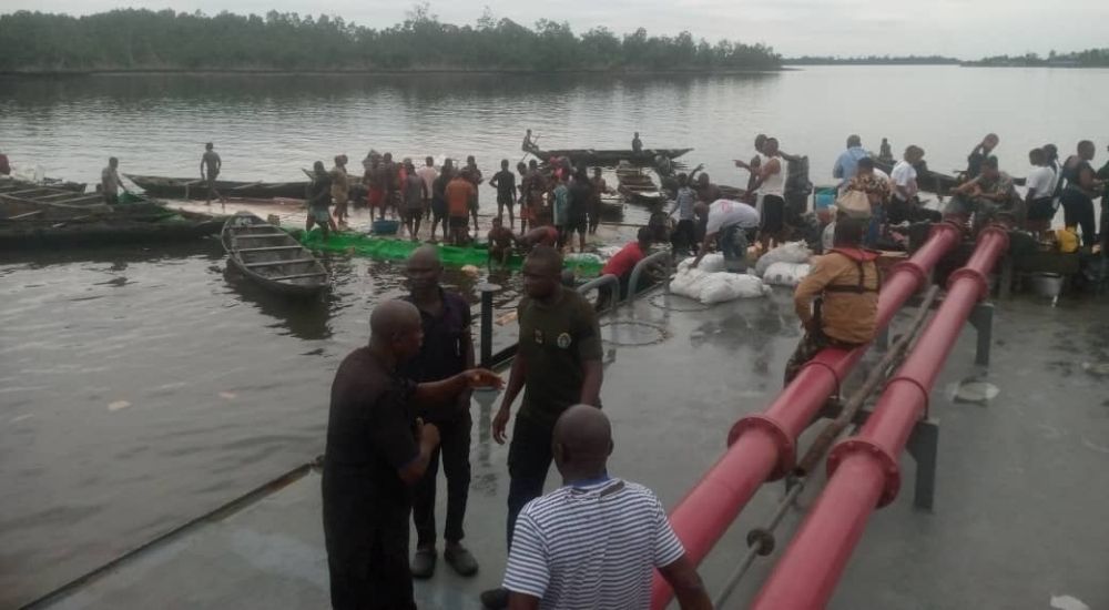Navy Rescues 99 Passengers Involved In Boat Accident In Rivers