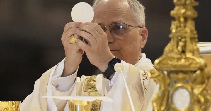 'I am Roman,' Pope Leo says, as he becomes the bishop of Rome