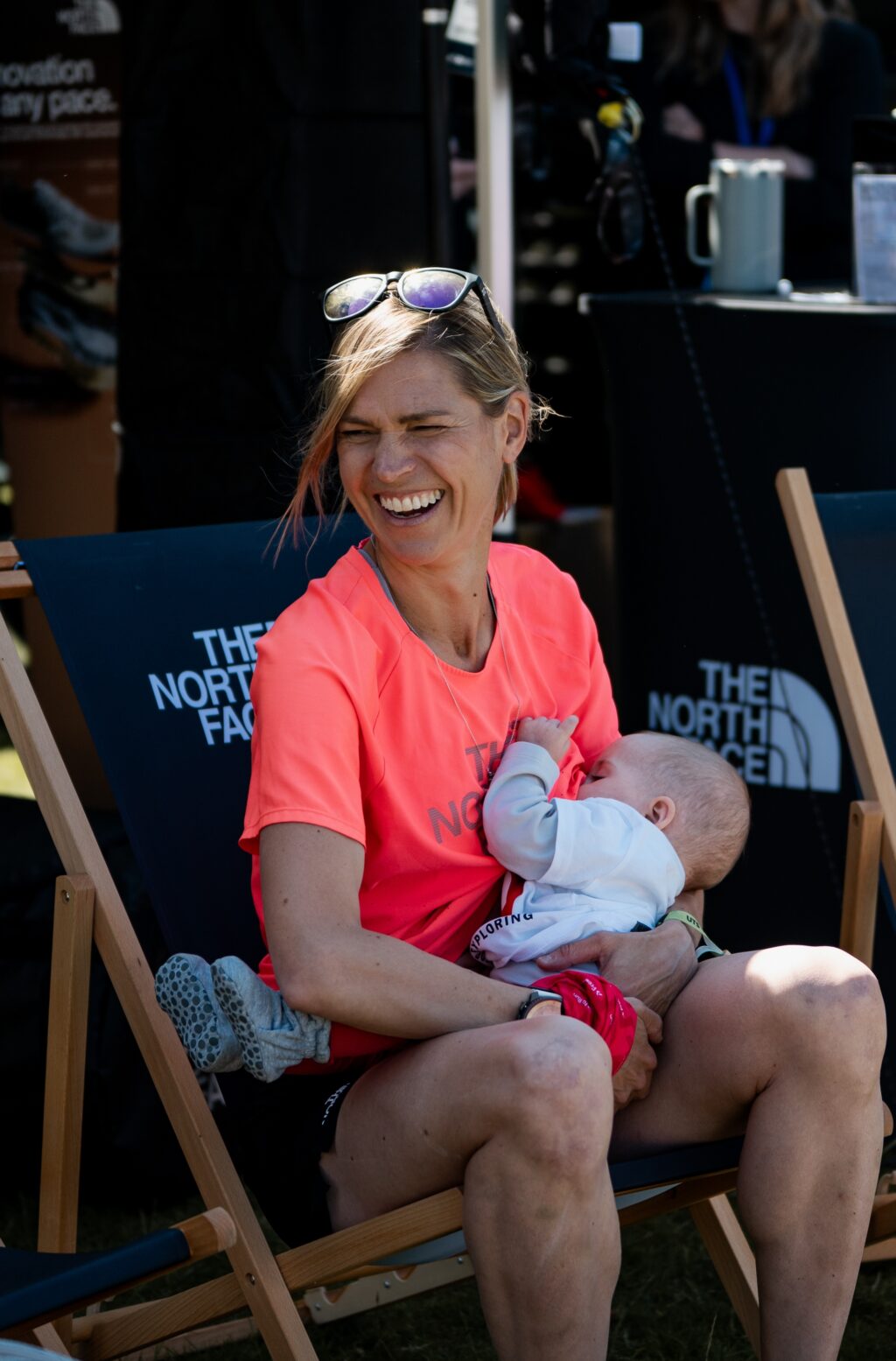 Ultramarathon runner breastfeeds her baby 3 times on her way to a surprise win