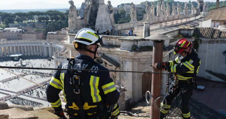 The Vatican installs chimney to signal the selection of the next pope