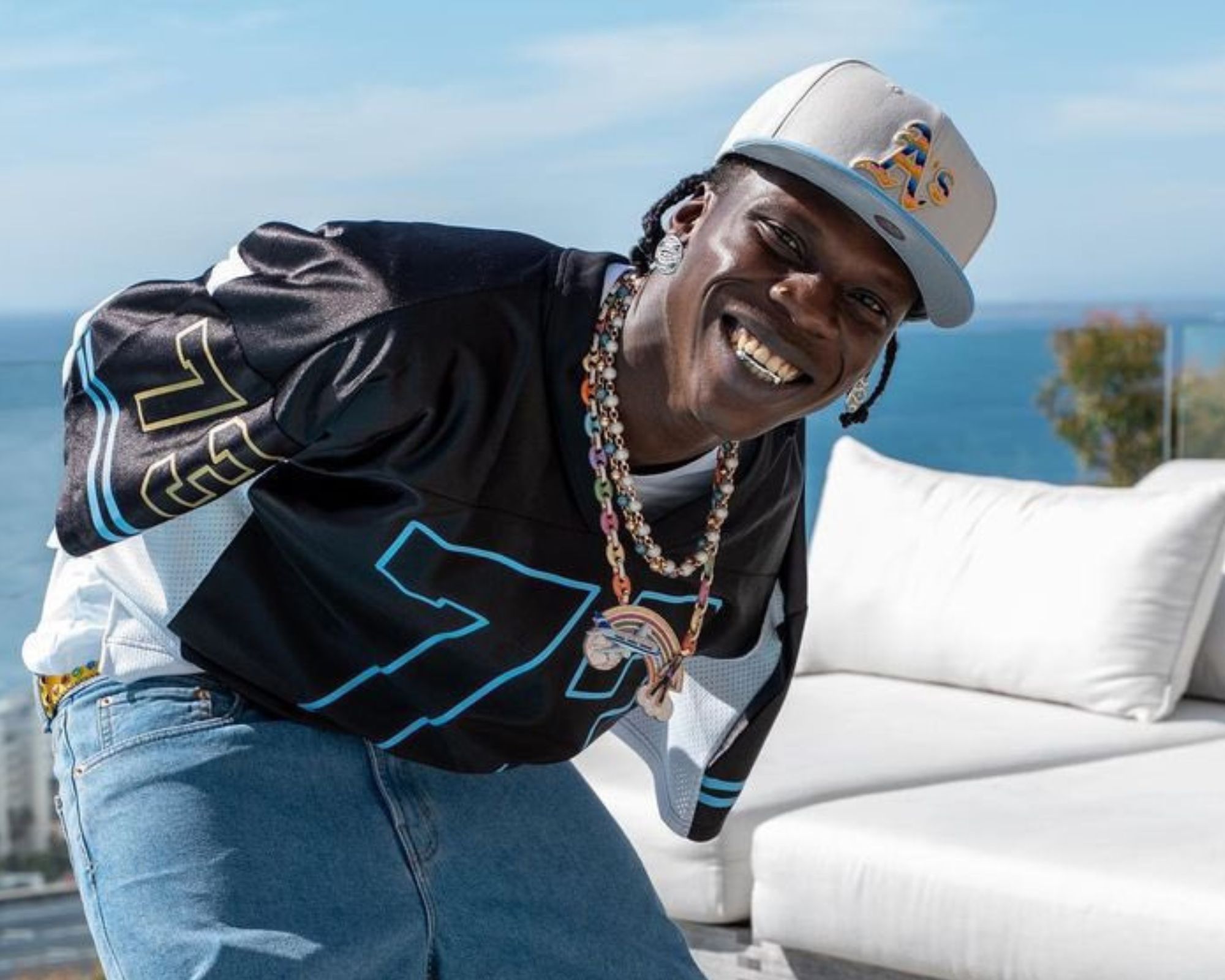 Seyi Vibez showcases another side to his artistry with new single ‘Pressure’