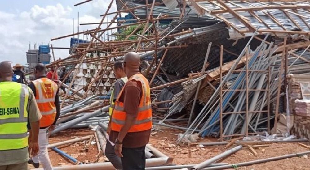 NEMA Conducts Post-Disaster Assessment Of Windstorm Incident In Abakaliki