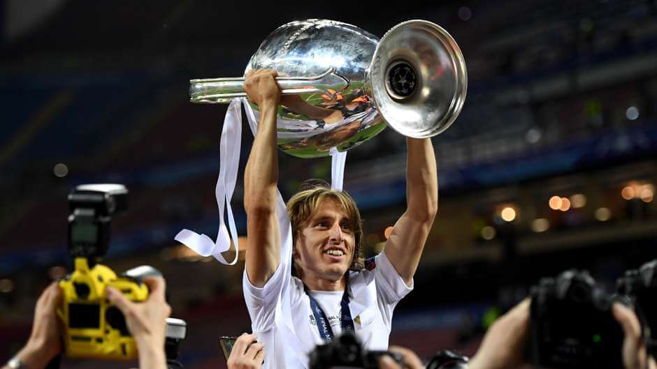 Modric Leaves Real Madrid