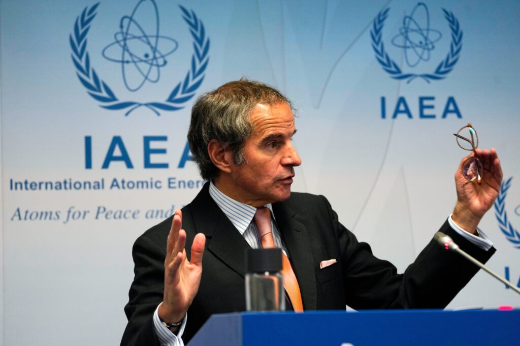 Iranian FM stresses cooperation after watchdog report on rising uranium stockpile