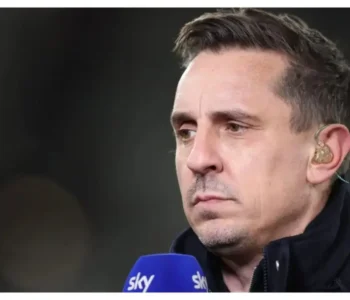 EPL: Gary Neville names club to win title next season