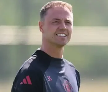 Manchester United give Jonny Evans new appointment