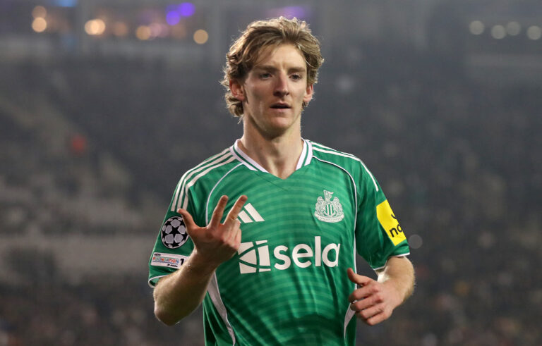 Barcelona believe Newcastle will lower Gordon asking price Barcelona believe Newcastle will lower Gordon asking price