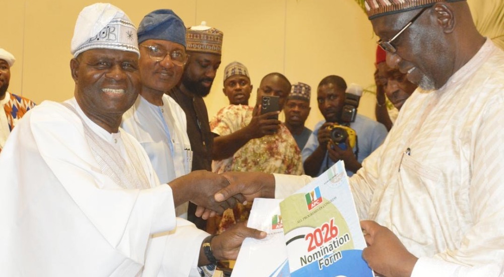 2027: Bolarinwa Submits Form, Vows To Tackle Insecurity In Kwara