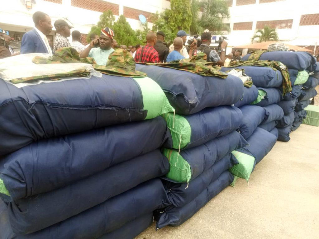 Police bust syndicate moving military camouflage, hard drugs out of Lagos Police bust syndicate moving military camouflage, hard drugs out of Lagos