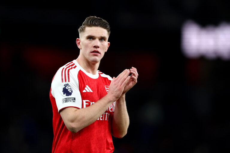 Barcelona eye Arsenal forward as Alvarez alternative