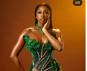 I will be submissive for the right man — Doyin David I will be submissive for the right man — Doyin David