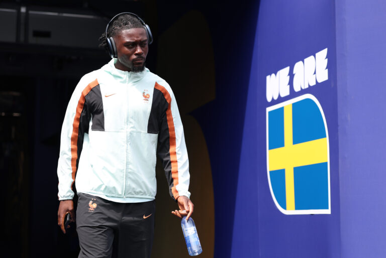 Liverpool join Man Utd in race for Roma’s Manu Kone Liverpool join Man Utd in race for Roma’s Manu Kone