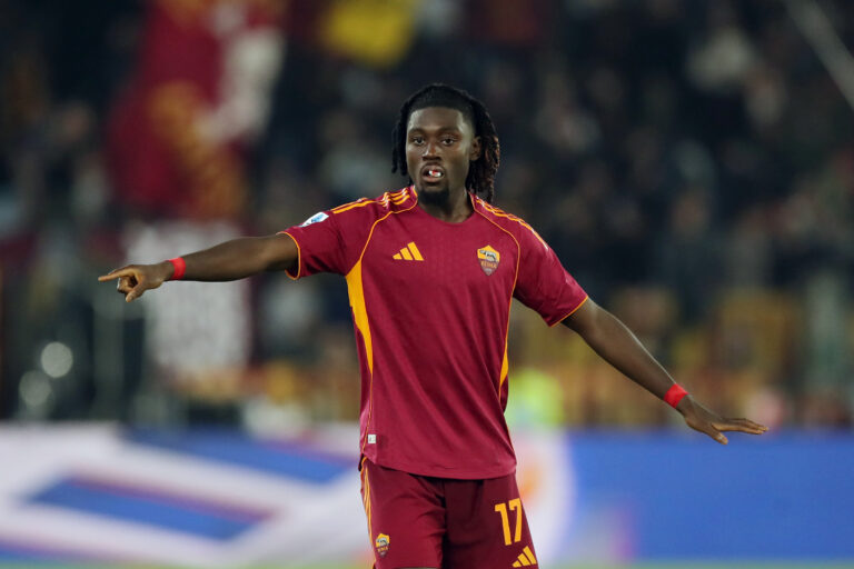 Man Utd plot £50m Kone move as midfield rebuild shifts