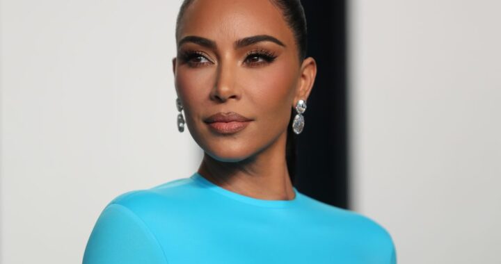 Kim Kardashian gets €1 in damages over 2016 Paris robbery