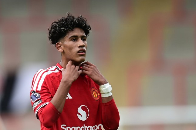 Roy Keane sends message to Man Utd wonderkid JJ Gabriel amid Arsenal and Chelsea links