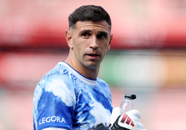 Emiliano Martinez reveals real reason he left Aston Villa to join Chelsea Emiliano Martinez reveals real reason he left Aston Villa to join Chelsea