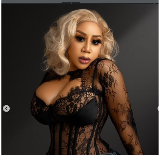 Moyo Lawal slams troll who called her an ‘industry whore’ Moyo Lawal slams troll who called her an ‘industry whore’