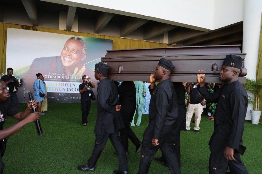 Olu Jacobs laid to rest in Lagos