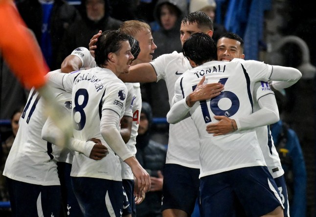‘He’s lost his head’ – Gary Neville slams Chelsea star during defeat to Tottenham ‘He’s lost his head’ – Gary Neville slams Chelsea star during defeat to Tottenham