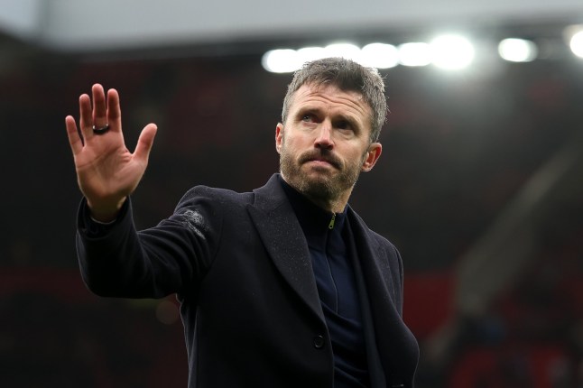 Michael Carrick wanted to embarrass Manchester United star, reckons Jamie Carragher Michael Carrick wanted to embarrass Manchester United star, reckons Jamie Carragher