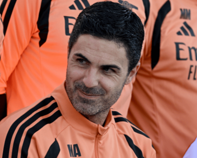 Arsenal ‘hunting’ former Chelsea and Man Utd target as ’emergency’ signing Arsenal ‘hunting’ former Chelsea and Man Utd target as ’emergency’ signing